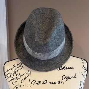 Celine Robert wool hat
